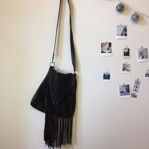 BLACK FRINGE LEATHER BAG