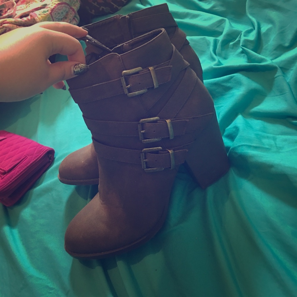 Cute Heel Boots!
