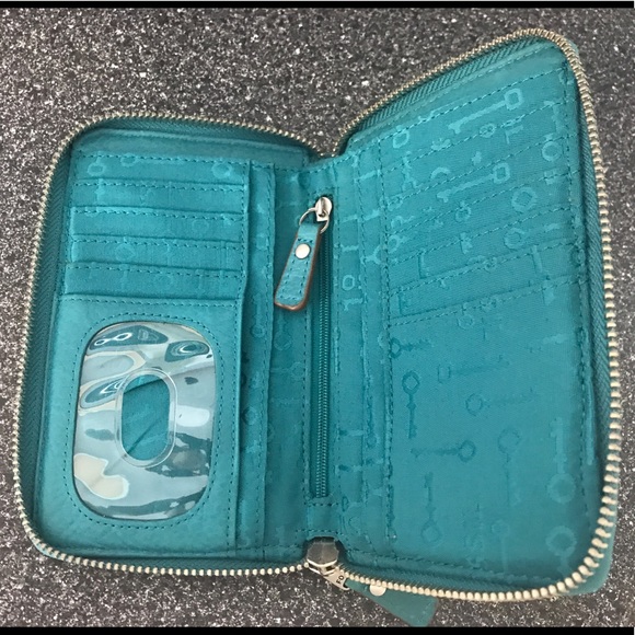 fossil wallet - Picture 2 of 3