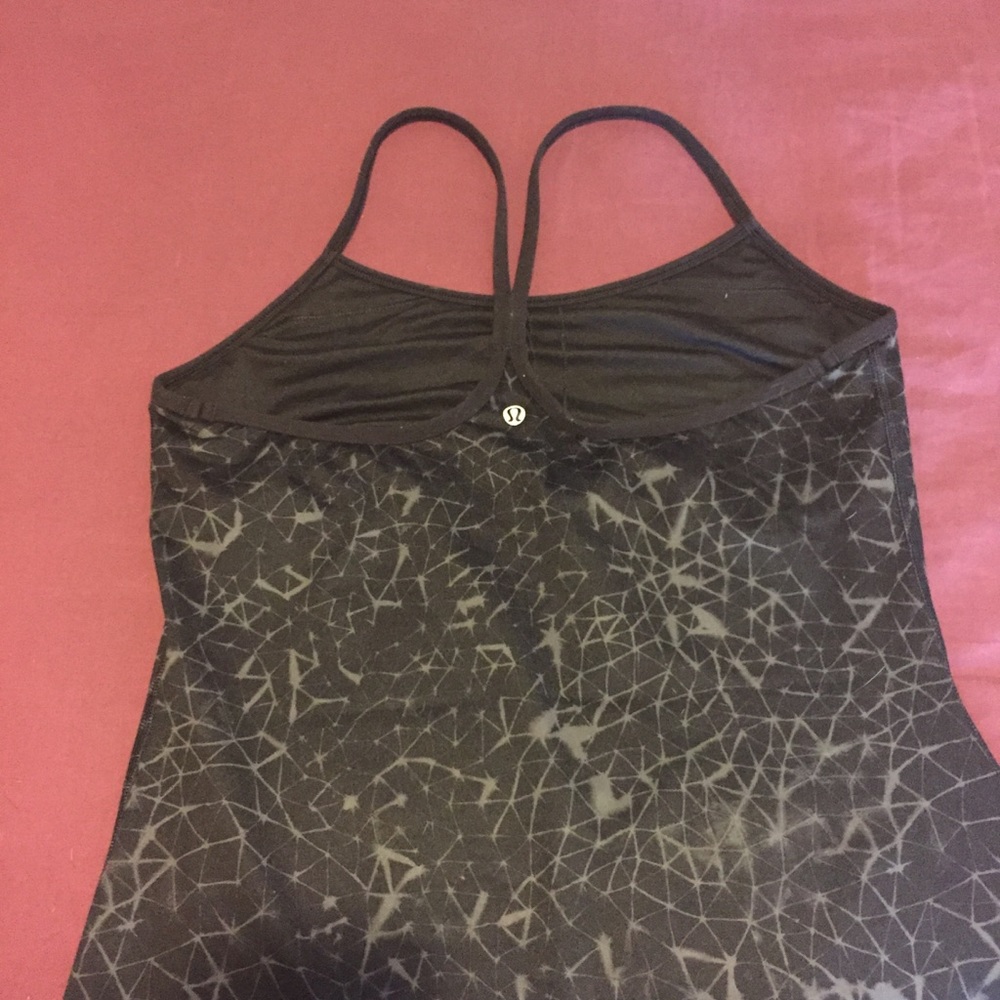 lululemon tank top with support