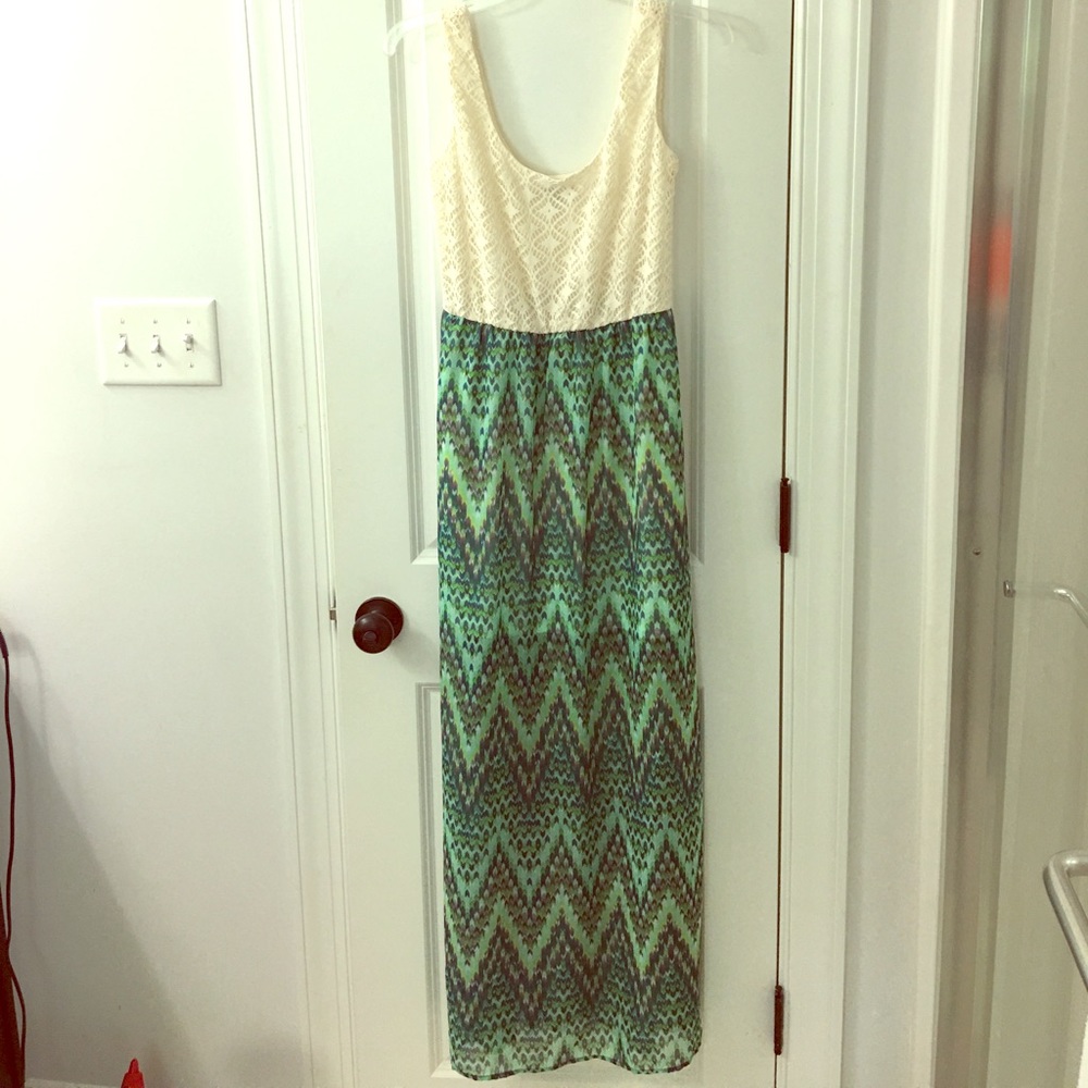 Maxi dress