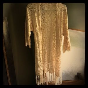 Long, cream cardigan
