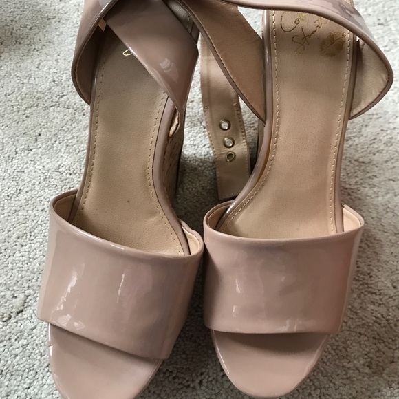 VICTORIA SECRET COLIN STUART CORK PLATFORM SANDAL - Picture 2 of 7