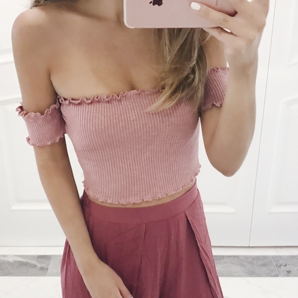 ❗️ONE left❗️Ali Mauve Crop Top - Picture 2 of 6