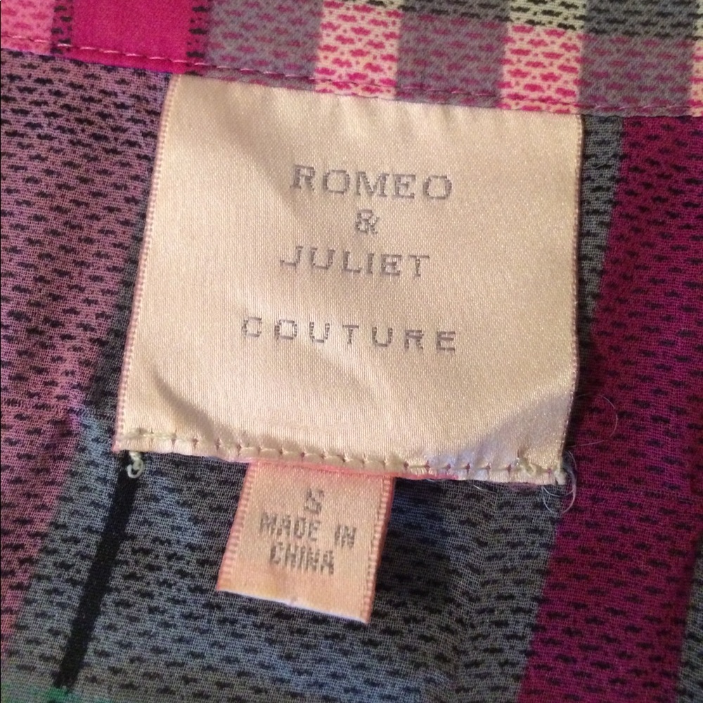 Romeo & Juliet Couture Plaid Ruffle Dress - Picture 7 of 7