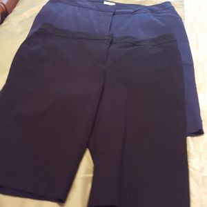 Bundle of two Chico's So Slimming Shorts 2.5.