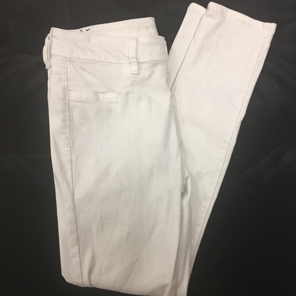 American Eagle White Stretch Skinny Jeans