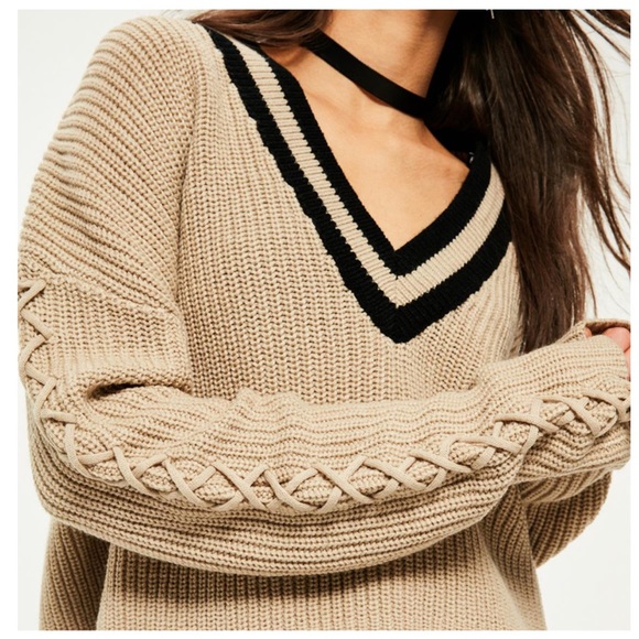 ‼️PRICE FIRM LAST CALL Lace Up Sleeve Sweater - Picture 5 of 5