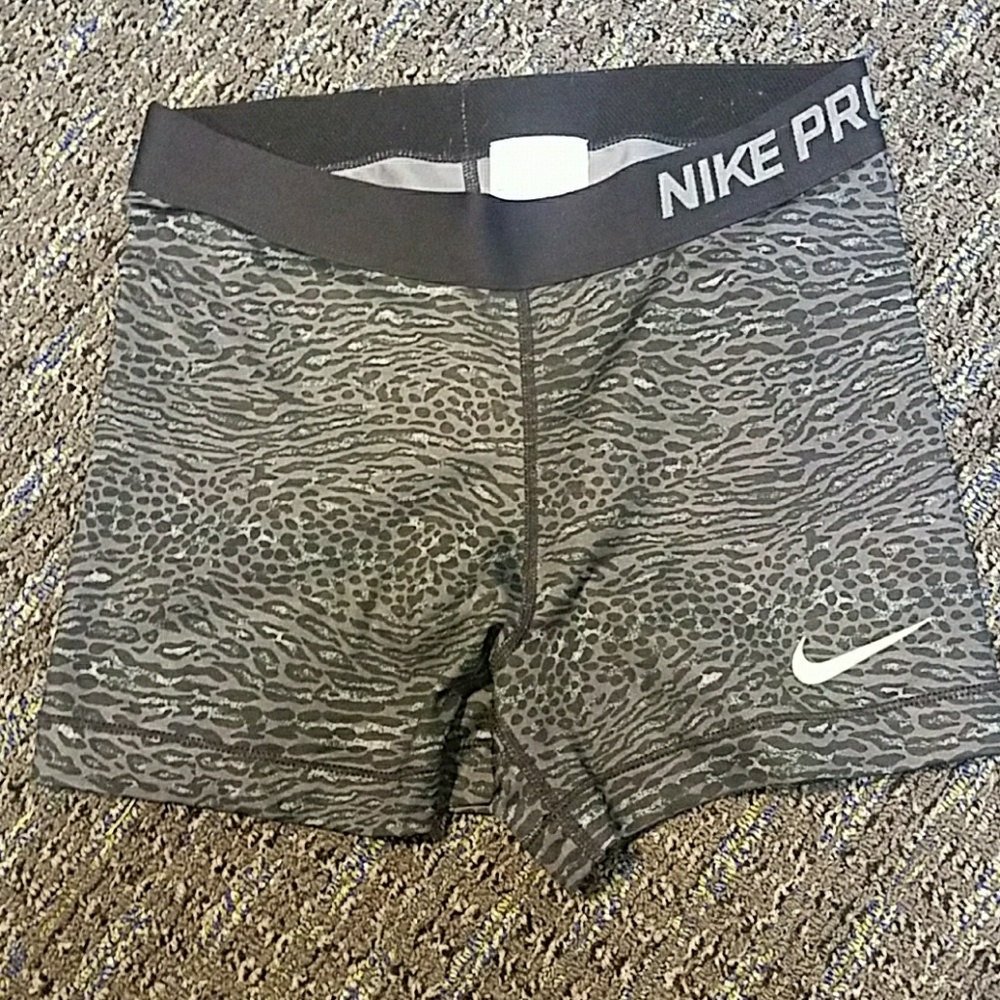 Nike Pro Spandex Shorts Medium