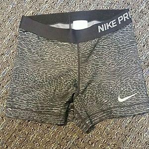 Nike Pro Spandex Shorts Medium