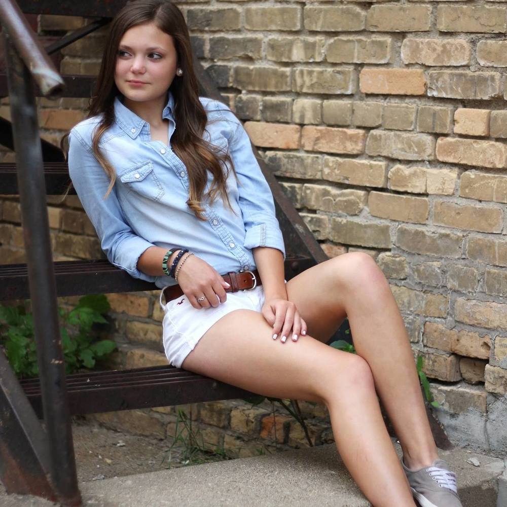 Meet your Posher, Samara