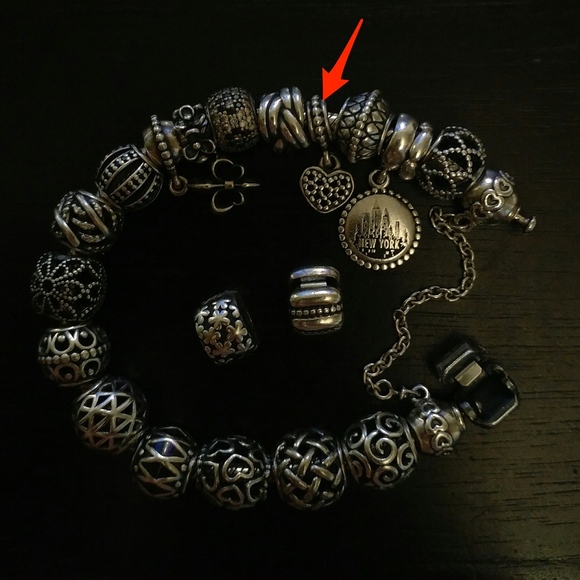 AUTHENTIC Pave Heart Black Crystal Pandora Charm - Picture 1 of 2