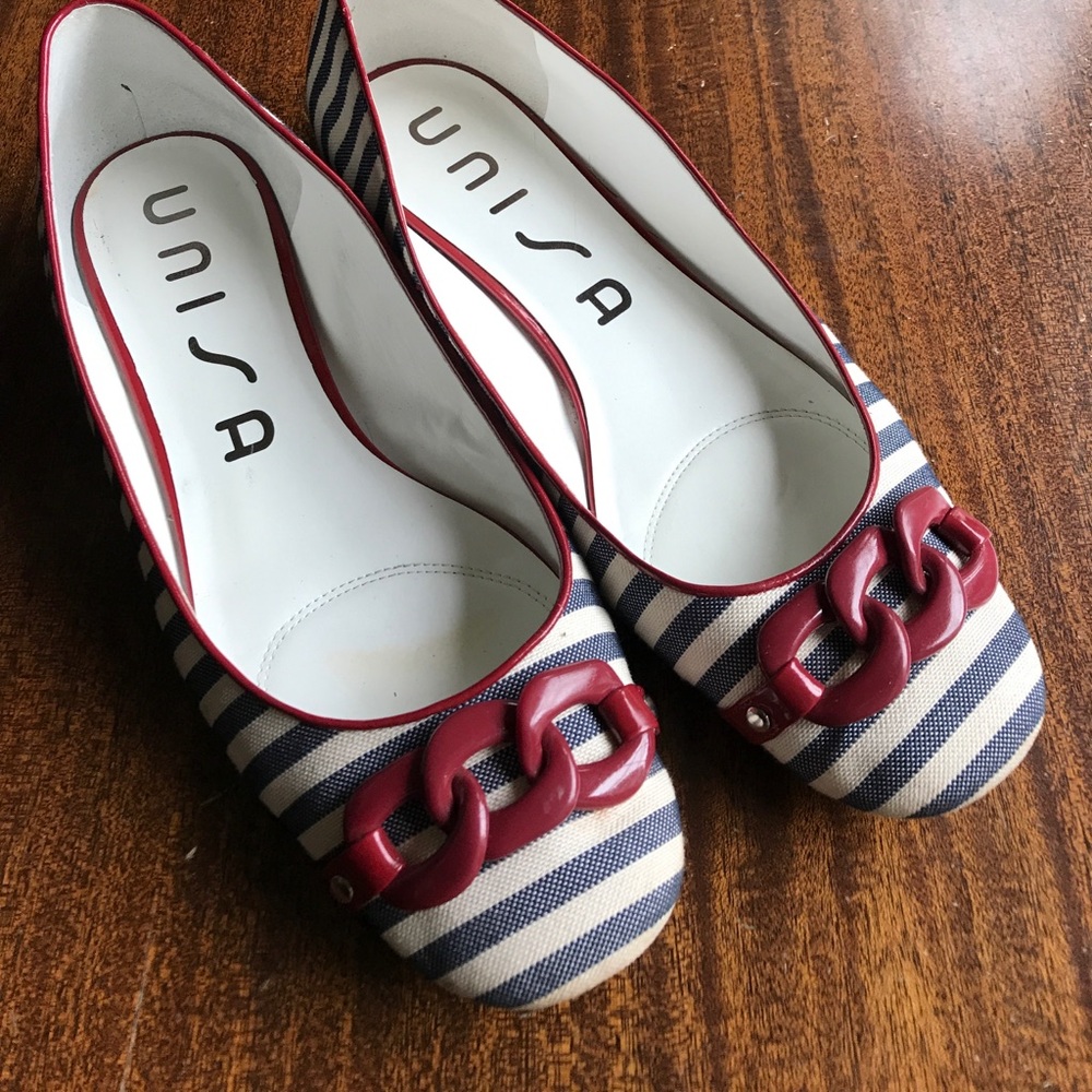 Nautical striped UNISA flats with red chain detail