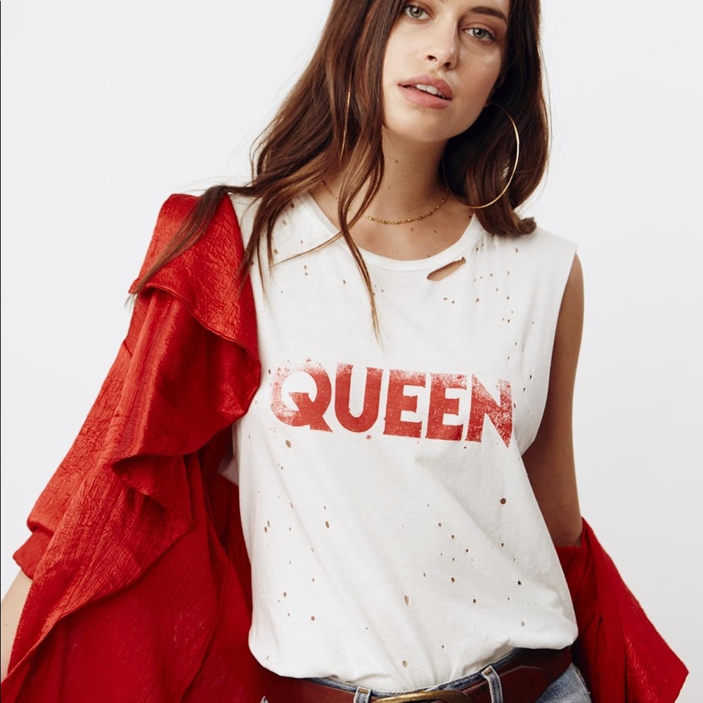 Queen concert tee💥 FLASH SALE 💥 24 more hours!