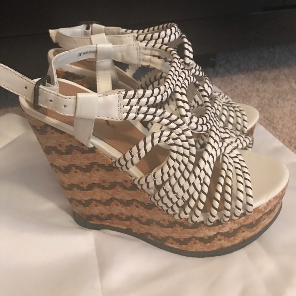 Never worn platform wedge