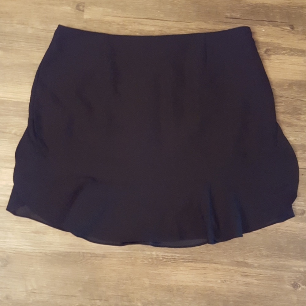 Banana Republic  Black Flute Skirt sz L NWT