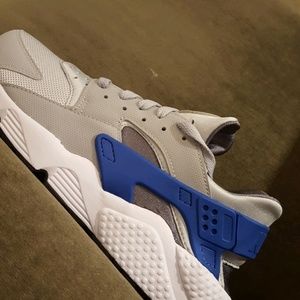 Meet your Posher, Dylan