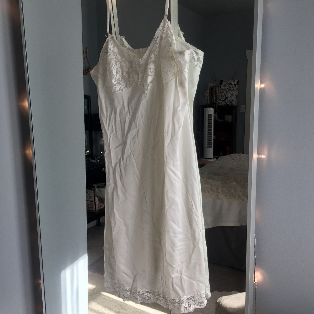 LAST DROP | Lace Slip Dress | Vintage