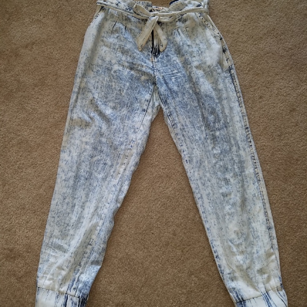 Stonewashed harem jeans