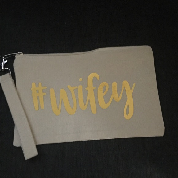 Large Natural Canva Wristlet - Picture 2 of 2