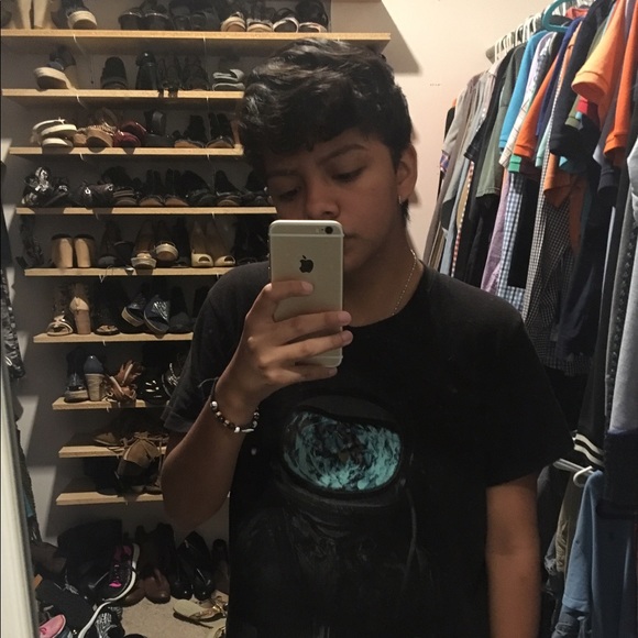 Meet your Posher, Leo - Picture 1 of 1