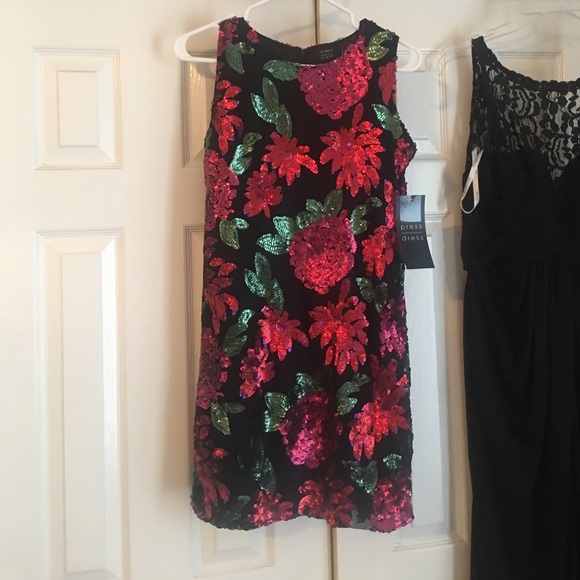 Sequin dress - Picture 2 of 6