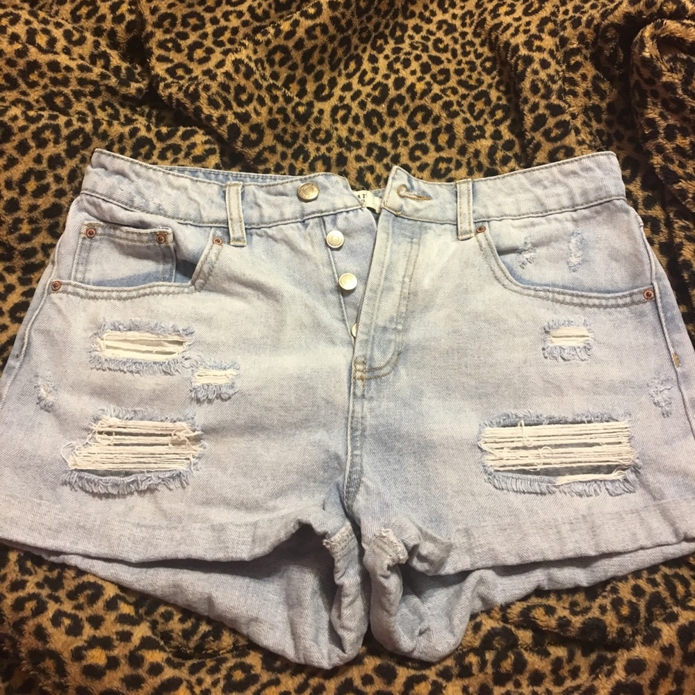 Distressed high waisted shorts
