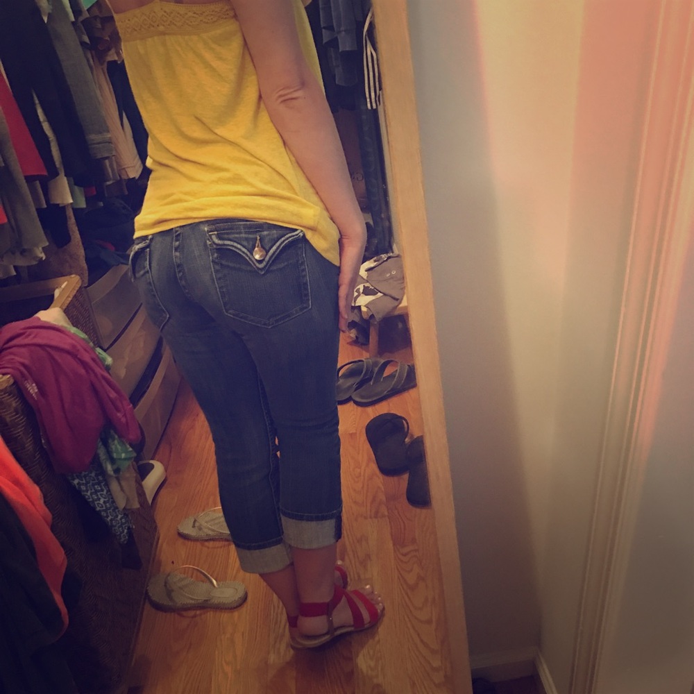 Vigoss Studio Cropped Jeans