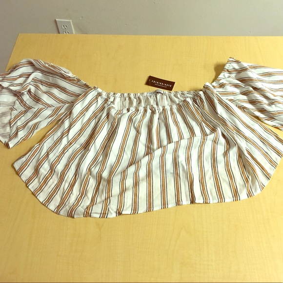 Fashion Nova Other - Off the shoulder shirt