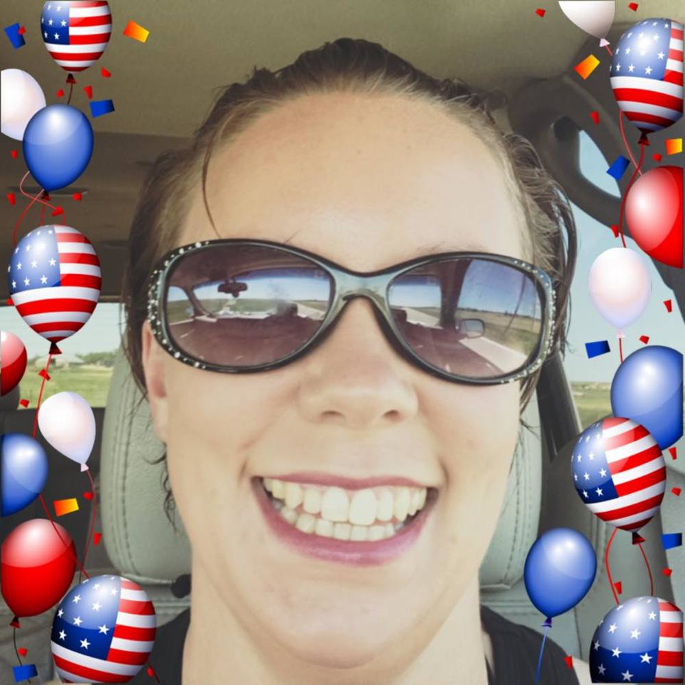 Meet your Posher, Monica