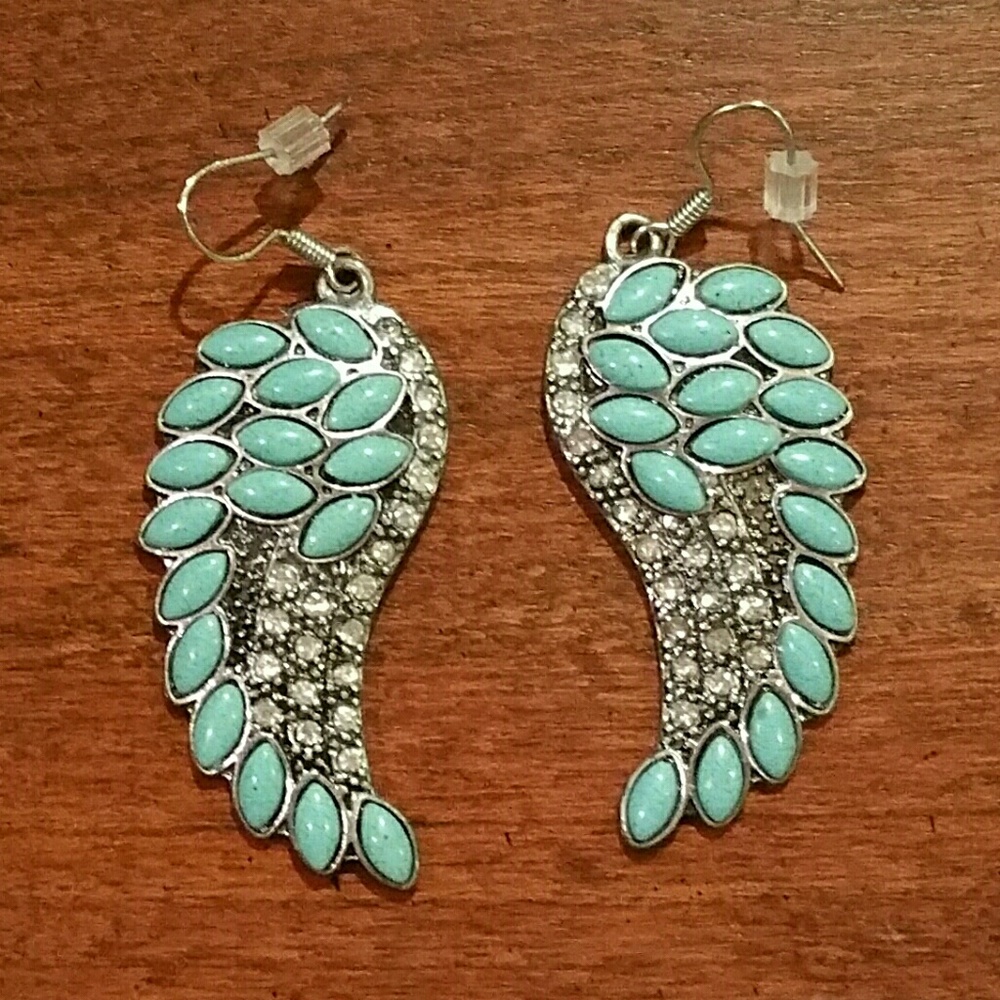 *Heavenly Silver & Turquoise Earrings