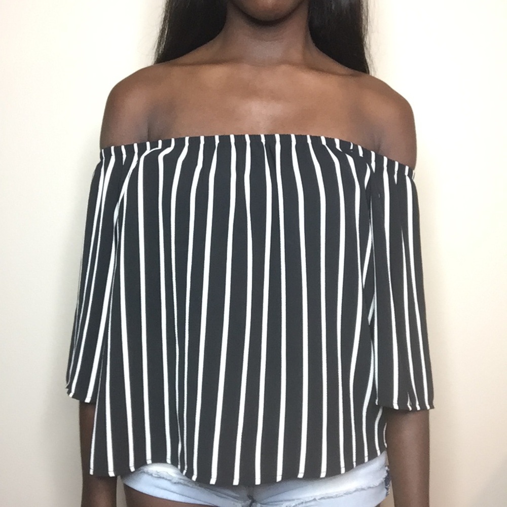 B&W STRIPED OFF THE SHOULDER BLOUSE