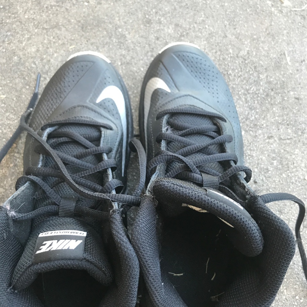 Nike Boys Team Hustle D7