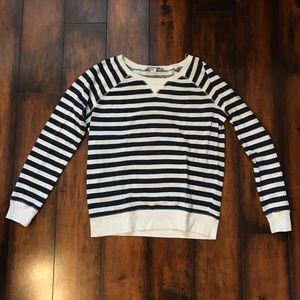 Long sleeve stripe Crewneck