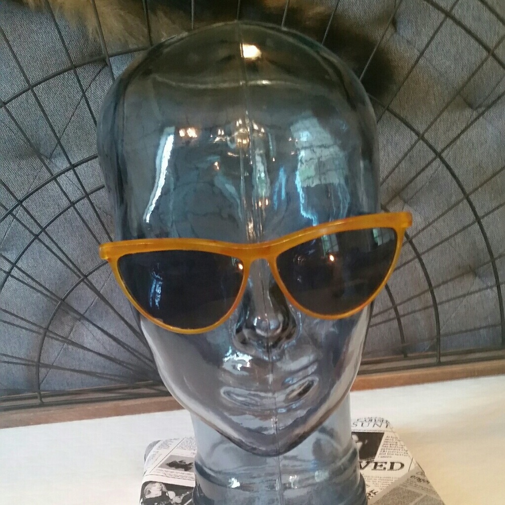 Vintage Cat Eye Sunglasses