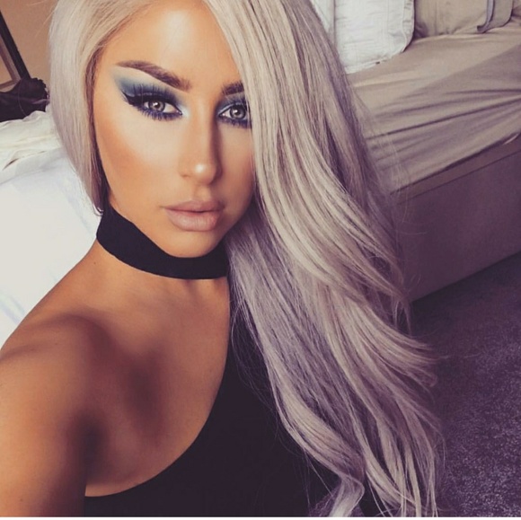 Blonde White Beauty Lacefront Wig 22-24 inches!!