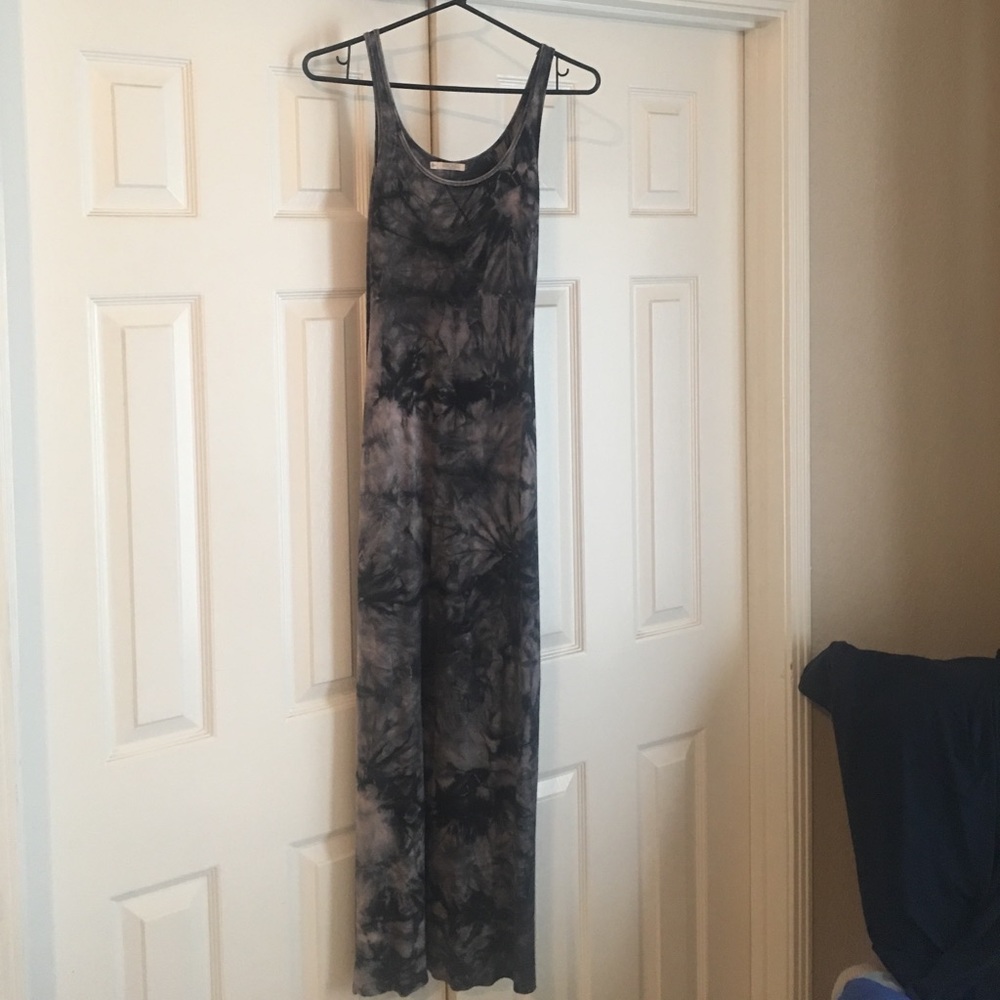 Black tie-dye maxi dress