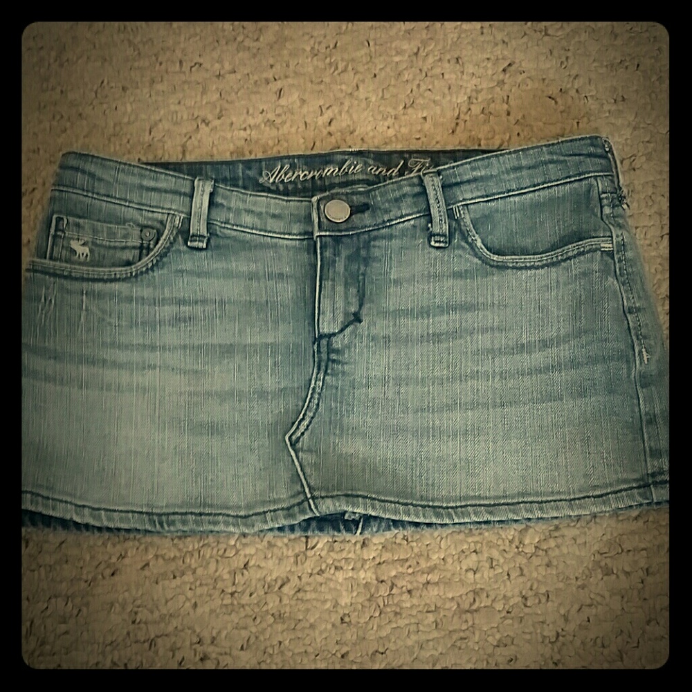 Abercrombie stretch 00 demim mini skirt euc!