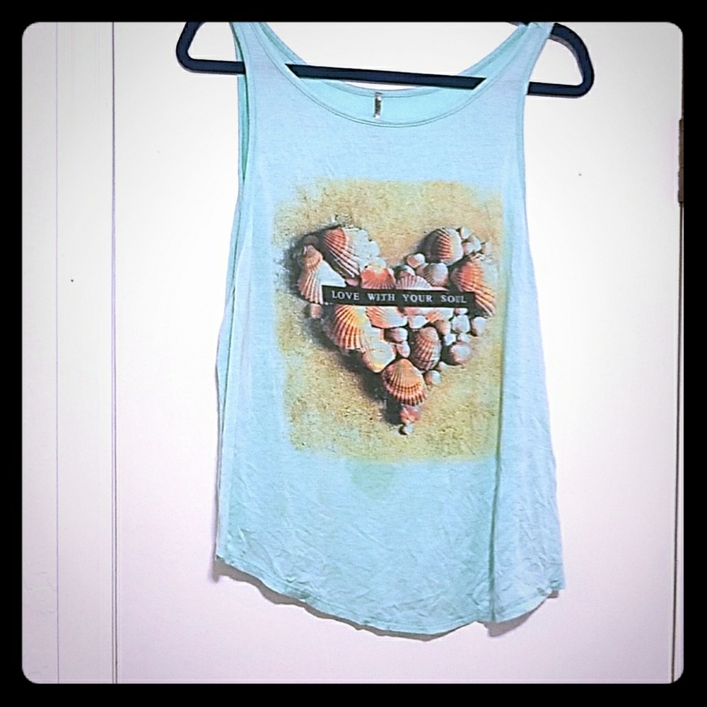 Light weight tank top