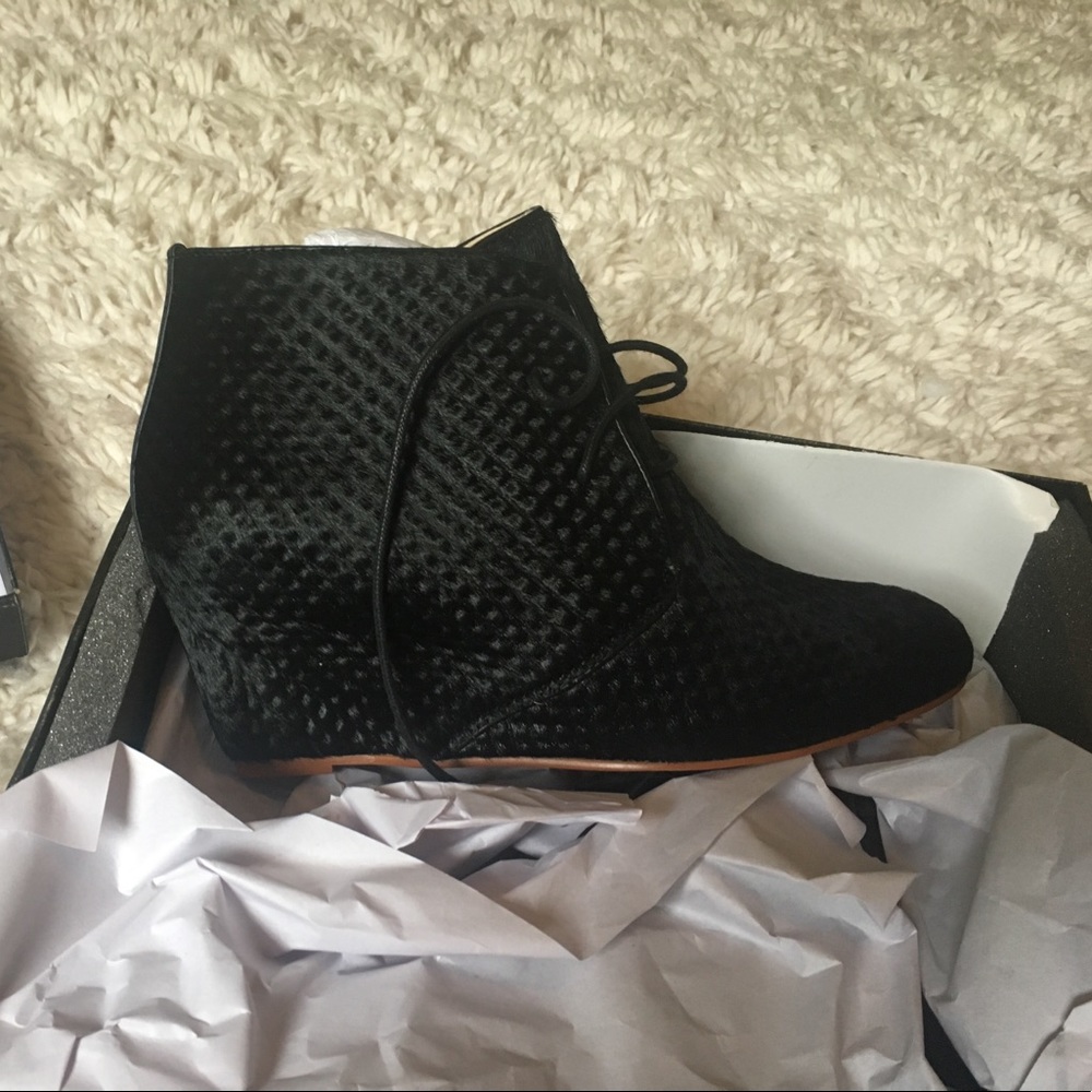 BRAND NEW "Marais USA" Booties