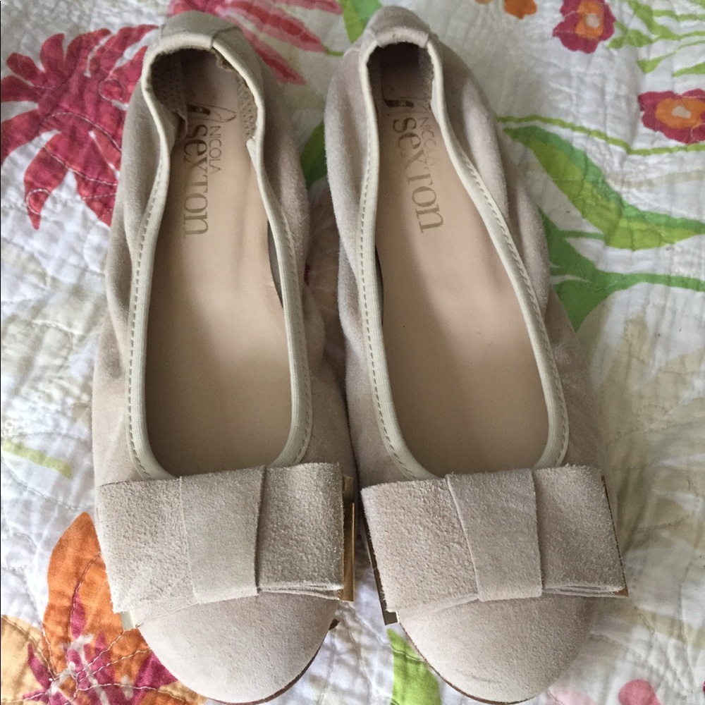 Nicola sexton flats
