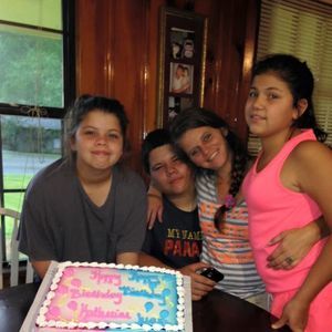 Meet your Posher, Christy