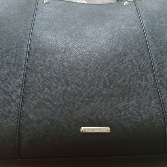 Host Pick Rebecca Minkoff Tote - Picture 4 of 8