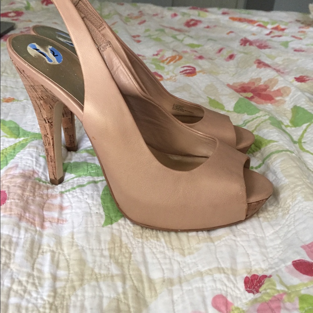Jessica Simpson heels
