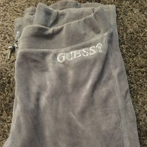 GUESS LOUNGING PANTS