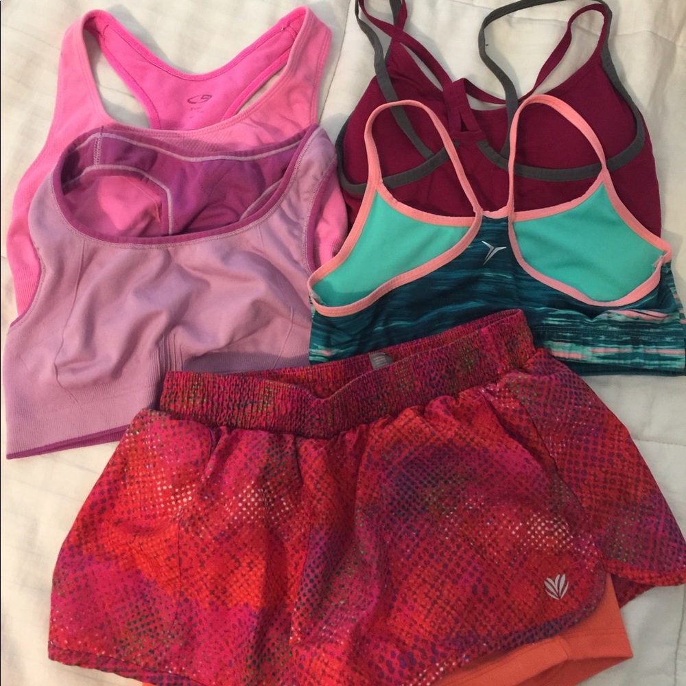 4 sports bras and athletic shorts!!
