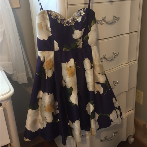 Floral Formal Dress - Picture 1 of 4