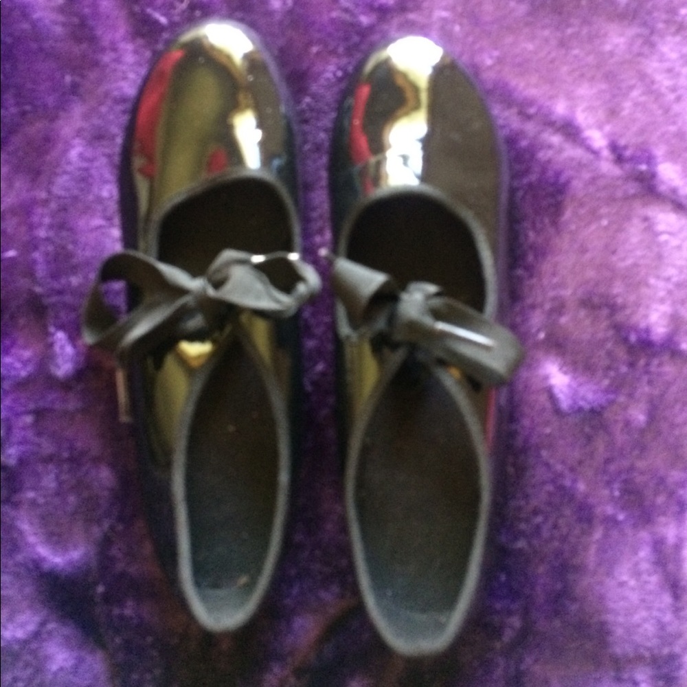 Girls tap shoes