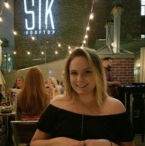 Meet your Posher, Kelly