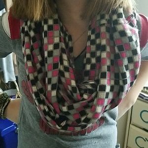 Circle scarf